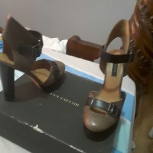 Ann Taylor Leathers Upper Leather Sole